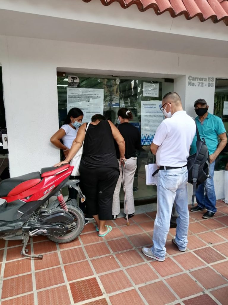 ¿Qué pasa con el distanciamiento físico? ¿Se olvida que el virus sigue activo entre nosotros? Así se evidencia el panorama en la Nueva EPS 6 b3628b5c 6b60 42c9 b07c 2519174adca2