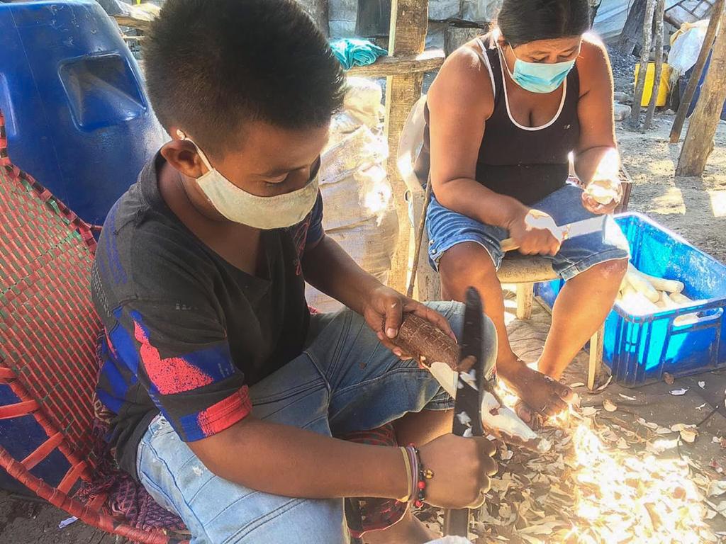 ¡A comer bollo e' yuca! El manjar costeño: sustento económico de muchas familias en Polonuevo 1 Familias de Polonuevo dedicadas a la elaboracion del bollo de yuca