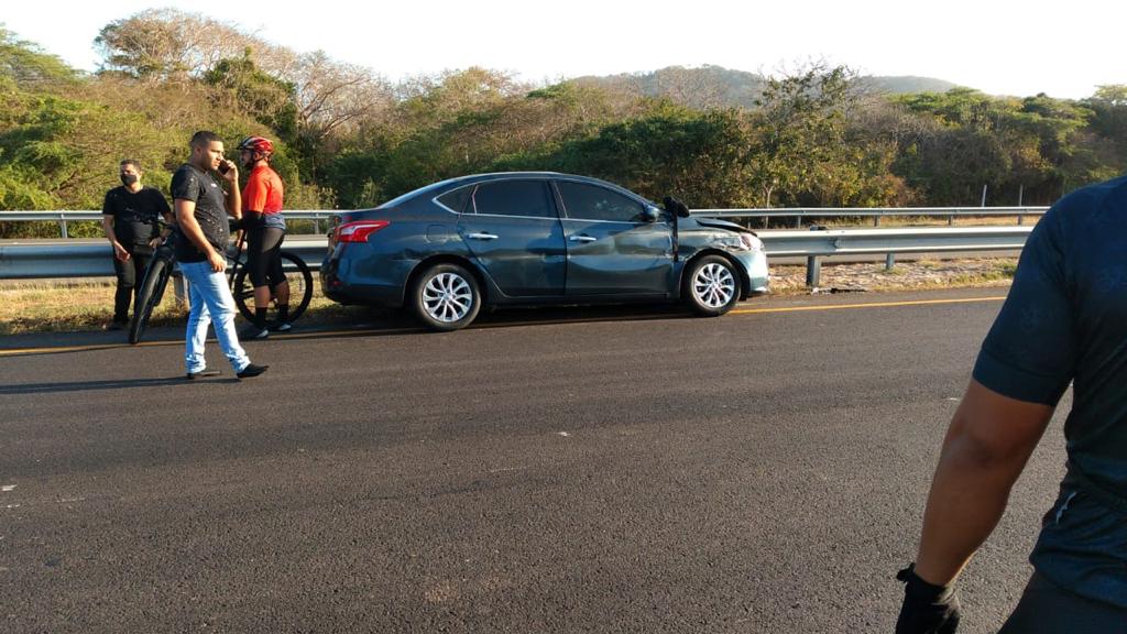 Accidente ciclista via al mar 3