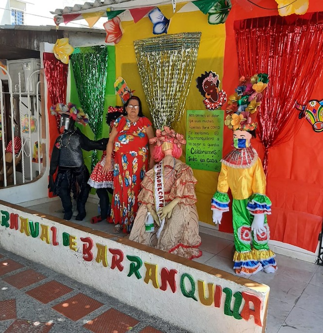 Isabel Maria Acuna De la Hoz Ciudadela 20 de Julio. Cra 6 A sur N 46K 81. ‘Vivo el Carnaval sin salir de casa.