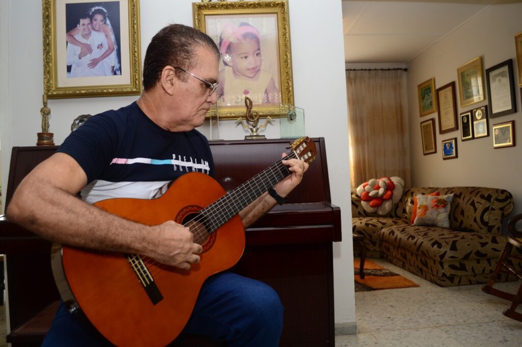 Eduardo Jinete, un maestro que respira música y talento 3 WhatsApp Image 2021 07 09 at 8.34.23 PM