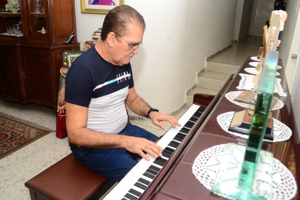 Eduardo Jinete, un maestro que respira música y talento 5 WhatsApp Image 2021 07 09 at 8.34.24 PM 2