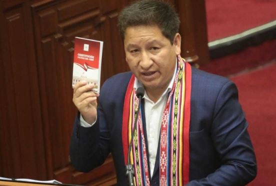 Jalón de orejas para Primer ministro del Perú por su discurso en quechua ante Congreso 1 peru