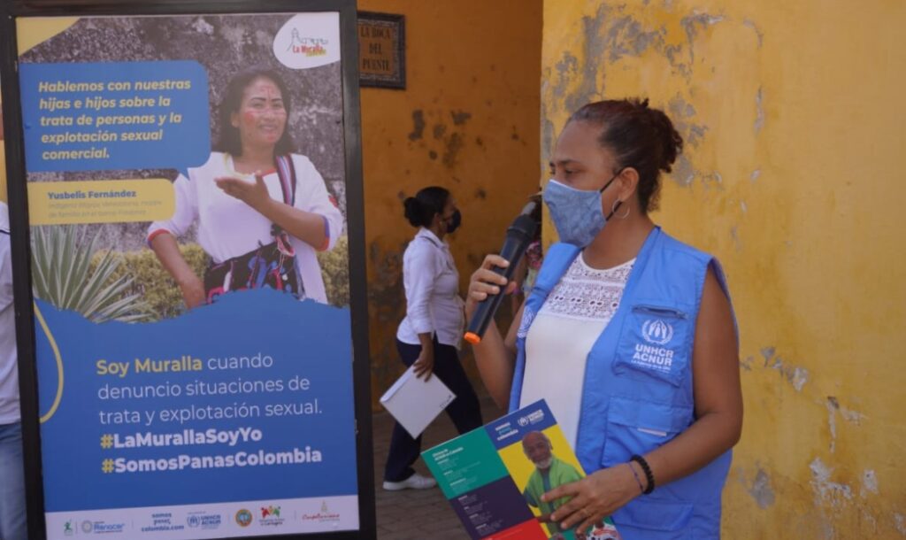 Galería al aire libre, la exposición artística que le dice “no” a la violencia de género 1 Plaza de la Paz en el Centro Historico de Cartagena