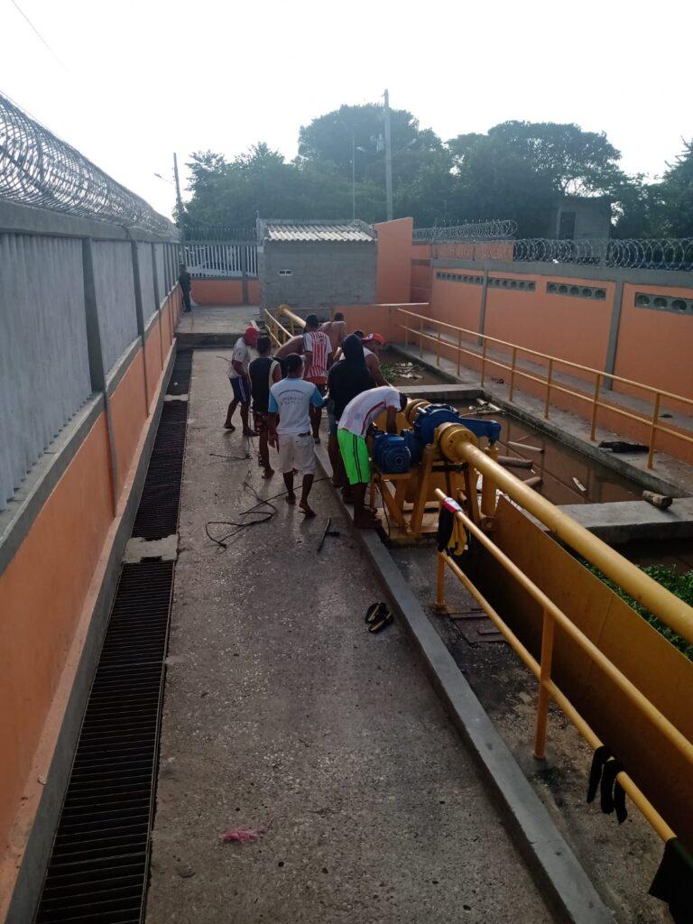 C.R.A advierte que manejo inescrupuloso de compuertas en embalse El Guajaro podria generar riesgos en zonas aledanas. 2