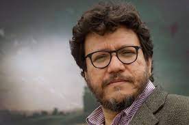 Este es el selecto grupo de jurados del Concurso Nacional de Cuento La Cueva 2021 2 Santiago Gamboa