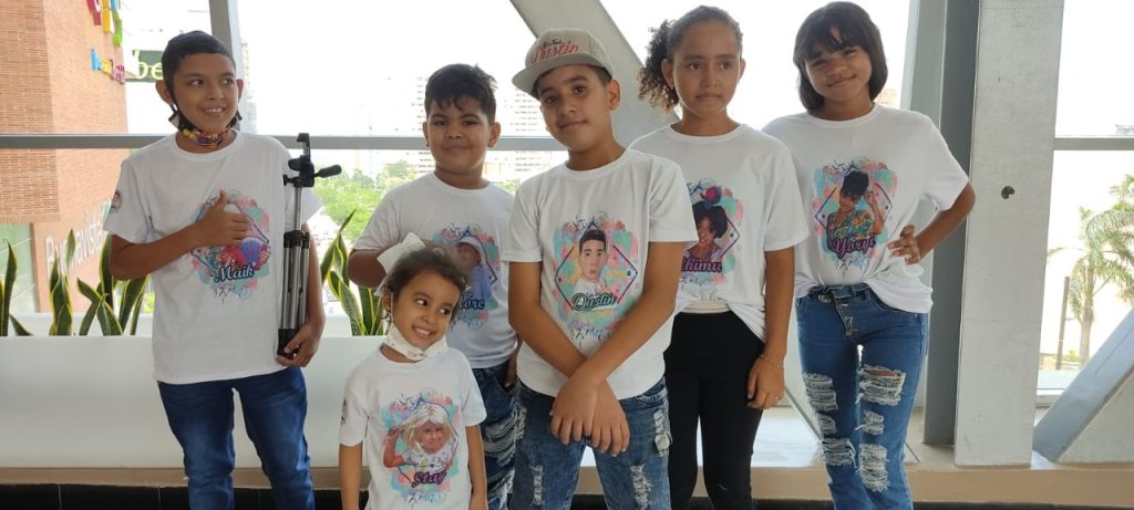 Lo que comenzó por un castigo se convirtió en un Hobbie: Un tal Dustin, el niño que saca sonrisas con sus morisquetas 1 Lo que comenzo por un castigo se convirtio en un Hobbie Un tal Dustin el nino que saca sonrisas con sus morisquetas 4