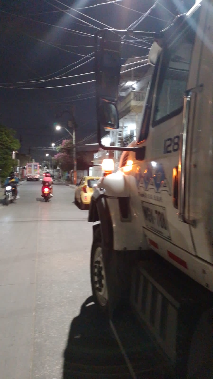 Triple A aclara situación denunciada por moradores del barrio Buenos Aires sobre aguas residuales 3 Aguas residuales barrio Buenos Aires 3