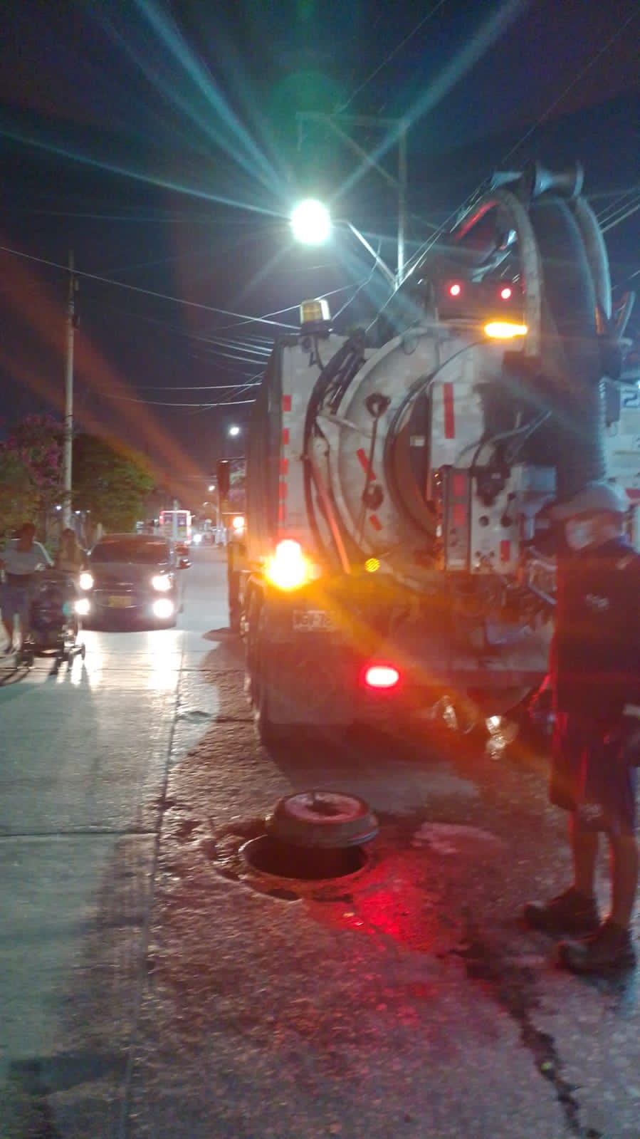 Triple A aclara situación denunciada por moradores del barrio Buenos Aires sobre aguas residuales 1 Aguas residuales barrio Buenos Aires