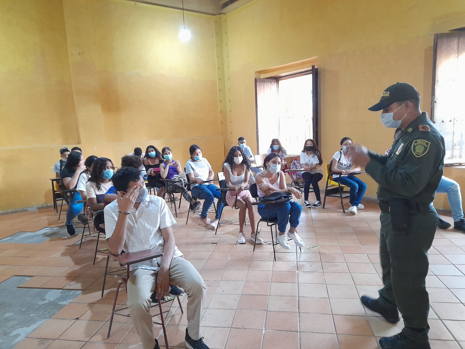 Policía en Bolívar fortalece campañas contra el reclutamiento forzado de niños, niñas y adolescentes  3 WhatsApp Image 2022 03 30 at 9.52.03 AM