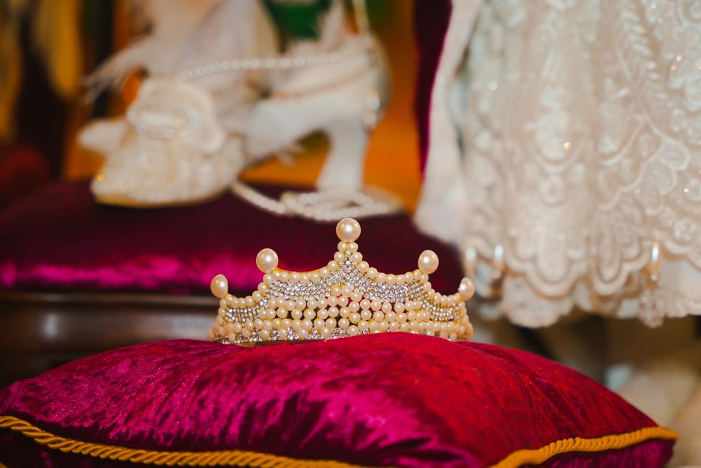 Al Museo del Carnaval llega réplica del vestido de Alicia Lafaurie, primera reina de las carnestolendas 2 Al Museo del Carnaval llega replica del vestido de Alicia Lafaurie 1