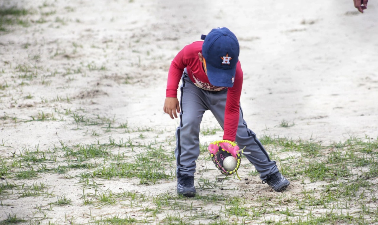 Escuela y Semilleros Club Béisbol Hipódromo, una ventana para los nuevos talentos del béisbol 3 Escuela y Semilleros Club Beisbol Hipodromo una ventana para los nuevos talentos del beisbol 4