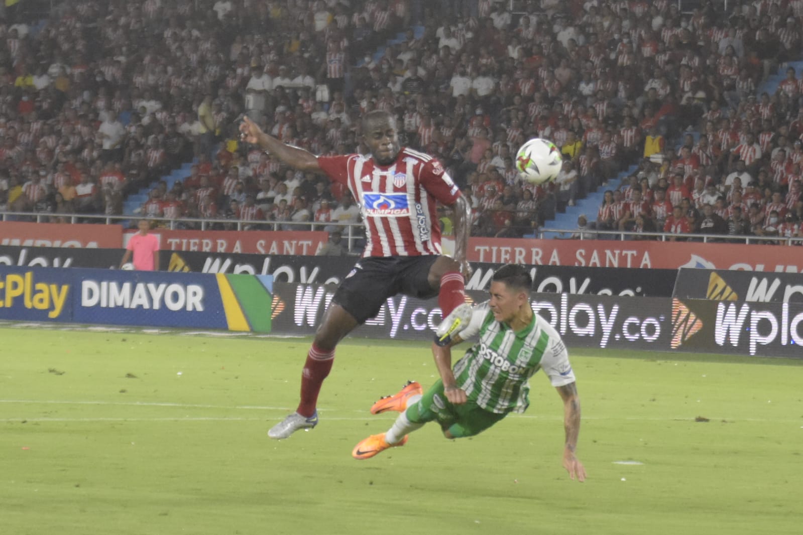 Junior hace respetar el Metropolitano derrotando 3-1 a Nacional 6 Junior hace respetar el Metropolitano derrotando 3 1 a Nacional
