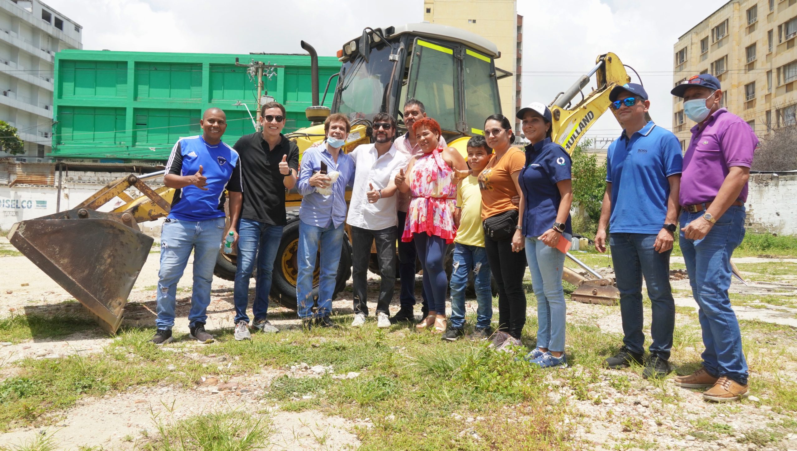 120 vendedores estacionarios del Centro harán parte del mercado Sredni, que comenzó construcción 4 Mercado Sredni 6 scaled