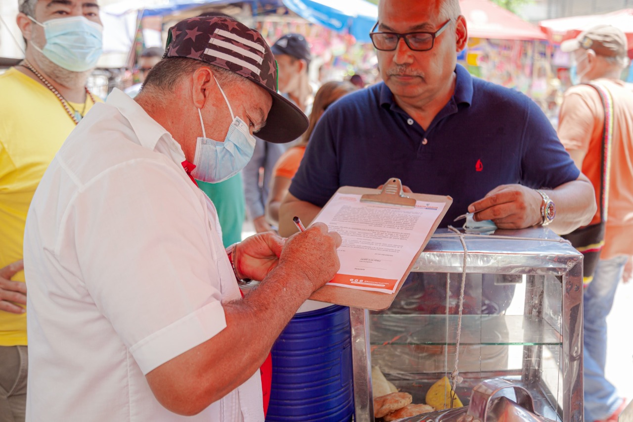 Santa Marta: 209 vendedores informales han restituido el espacio público en la carrera 5ta 4 Santa Marta 209 vendedores informales han restituido el espacio publico en la carrera 5ta 2