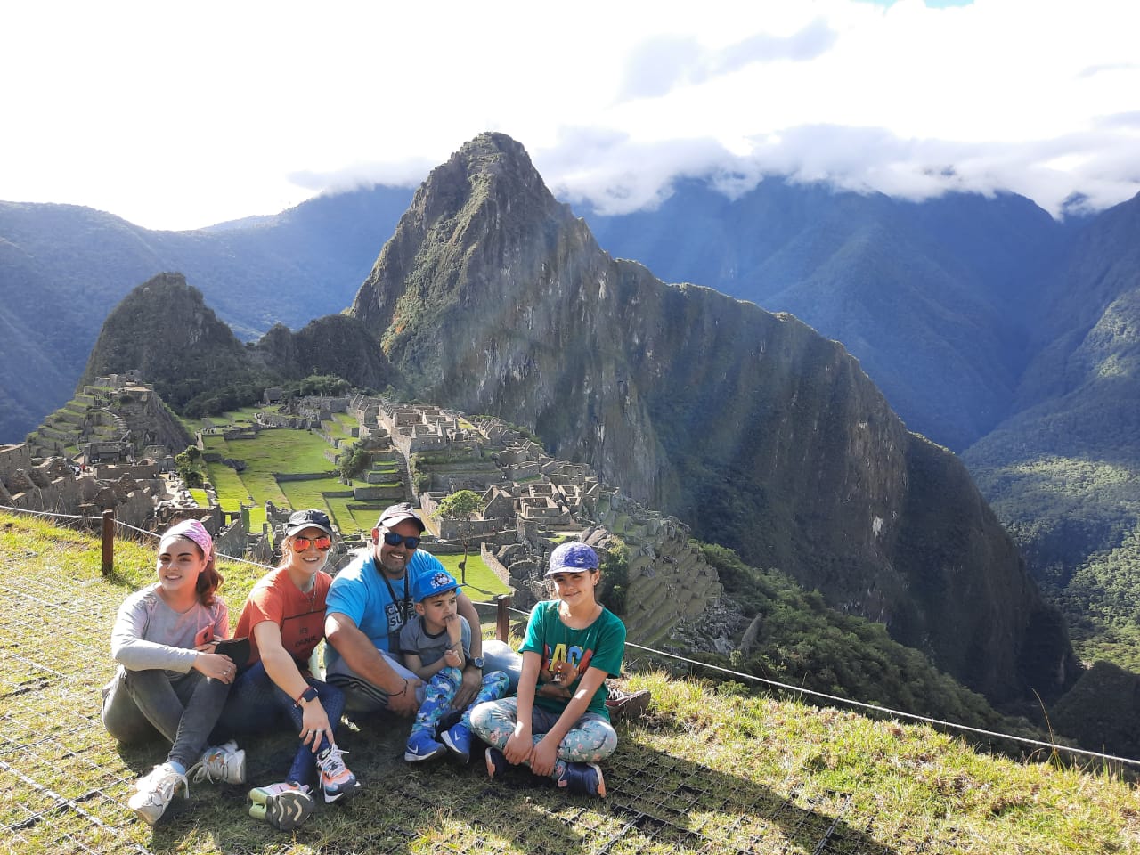 Cinco argentinos viven aventura sin fronteras en su ‘correcaminos’ 3 ‘correcaminos 3
