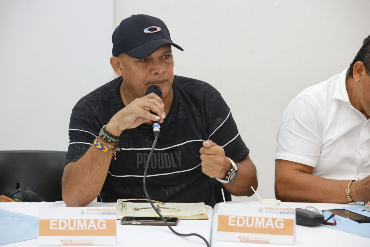 En mesa técnica, Alcaldía y sindicatos revisan avances en la atención de necesidades de la educación 4 En mesa tecnica Alcaldia y sindicatos revisan avances en la atencion de necesidades de la educacion 2