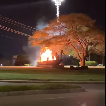Vandalismo en Santa Marta incendió el monumento de "La Piragua", un homenaje al maestro José Benito Barros 4 Sin titulo 11