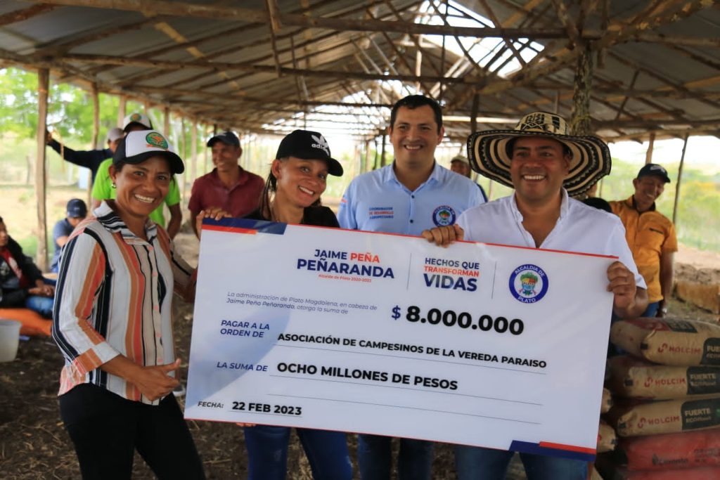 Alcalde Jaime Peña entrega recursos por $31.940.000 millones para financiar emprendimientos rurales en Plato 1 5d635da9 0294 48a7 9b40 28b441bddfa5