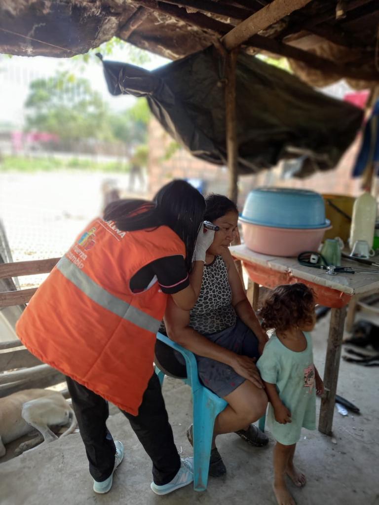 Hospital de Pedraza auxilio a familia afectada por incendio que destruyo su vivienda 6