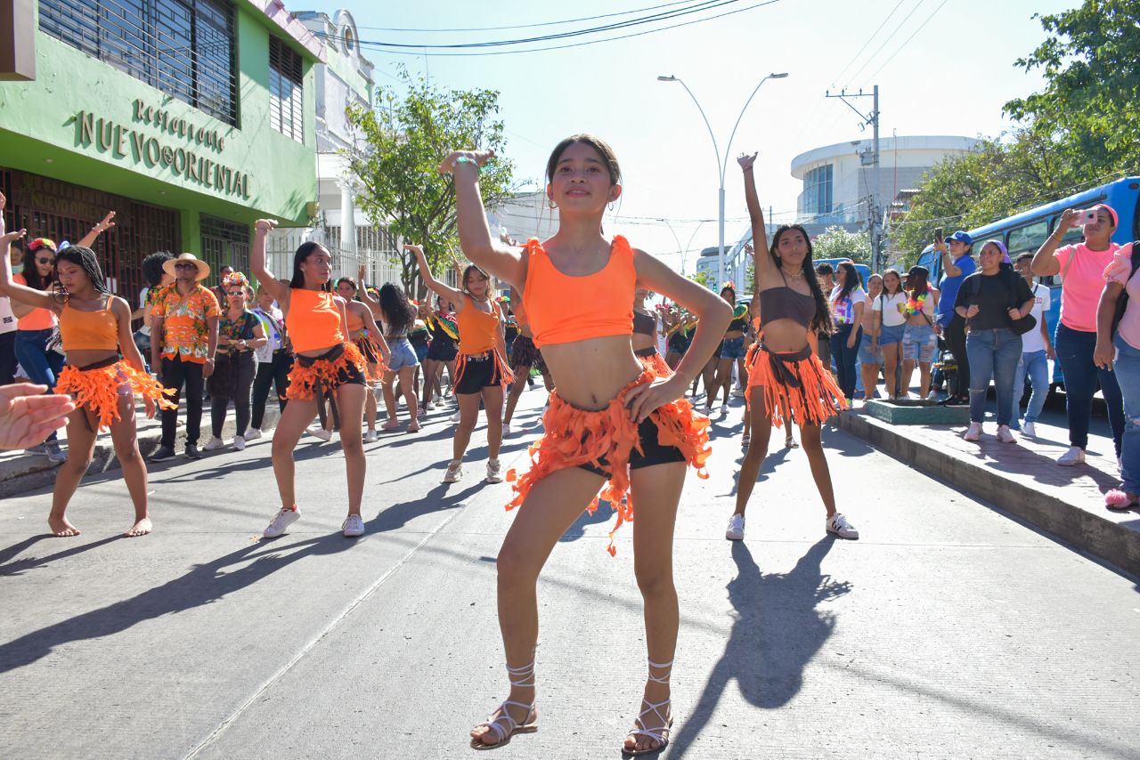 Santa Marta: Estudiantes cumplieron la cita con Carnaval Pedagógico, una expresión de arte y cultura 4 Santa Marta Estudiantes cumplieron la cita con Carnaval Pedagogico una expresion de arte y cultura 5