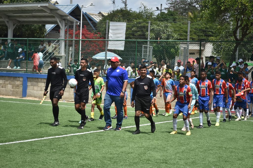 Emotivo acto inaugural del Torneo de la Liga de Fútbol del Atlántico 2023 3 c5ec12d4 73f9 4082 a939 3a061a88c05f