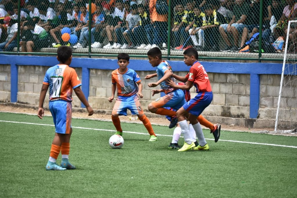 Emotivo acto inaugural del Torneo de la Liga de Fútbol del Atlántico 2023 6 d11cd138 878f 4ac6 9f50 a082688b0344