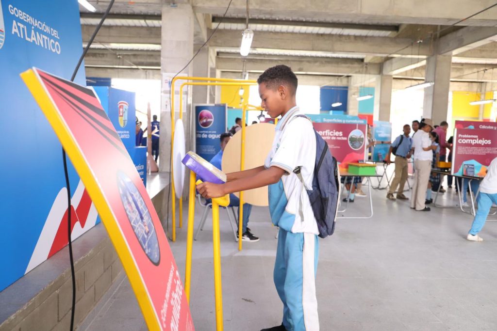 Colegios oficiales del Atlántico disfrutaron el primer día de la Maloka Viajera en Sabanalarga 5 22add177 17ae 400a 8ba5 4c2d5e4c3b51
