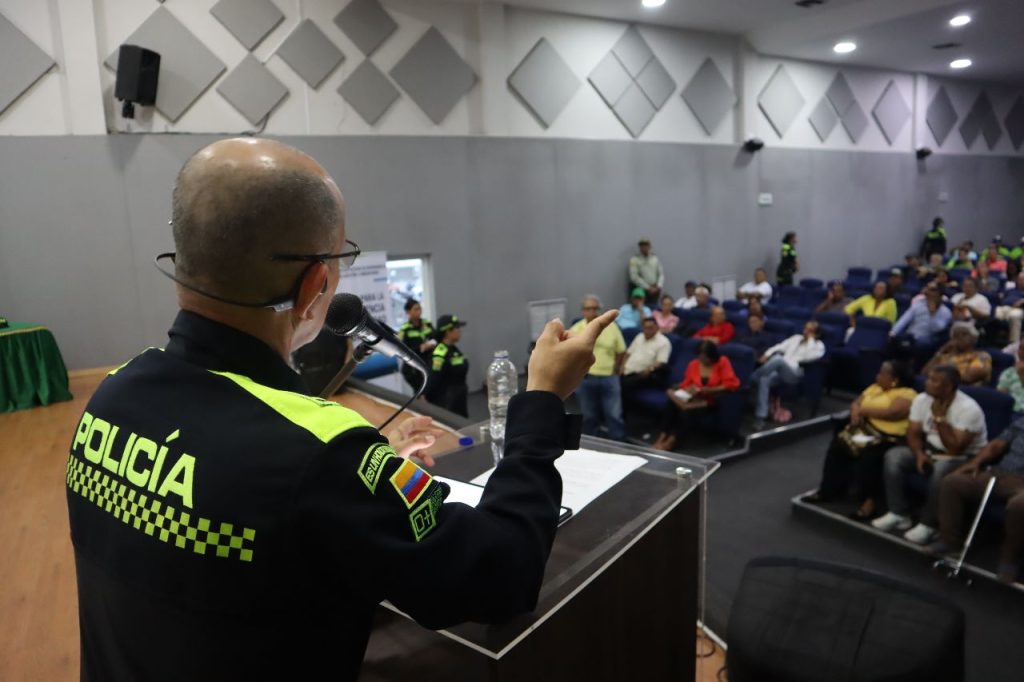 Encuentro con presidentes de Juntas de Acción Comunal con la Policía Metropolitana de Barranquilla 2 WhatsApp Image 2023 04 15 at 8.57.43 AM