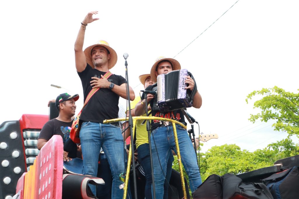 Riohacha se viste de gala con el inició del Festival Francisco El Hombre 4 Riohacha se viste de gala con el inicio del Festival Francisco El Hombre 4