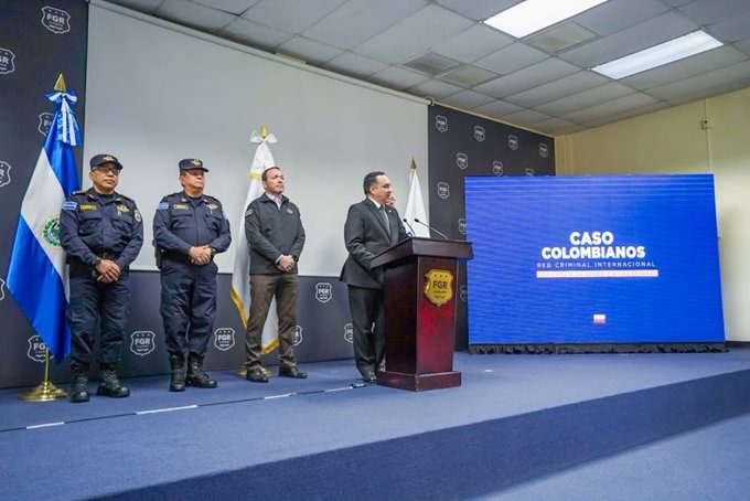 Capturan red de delincuentes y estafadores colombianos en El Salvador 2 WhatsApp Image 2023 07 17 at 4.06.34 PM