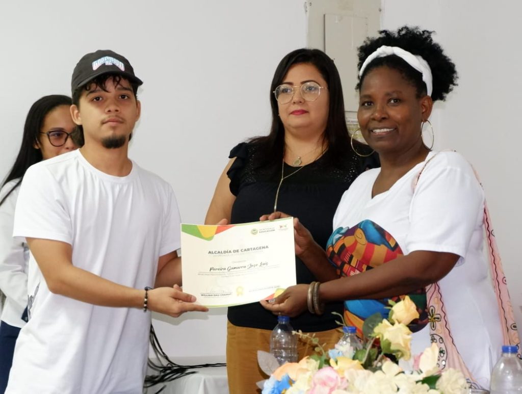 A jóvenes víctimas del conflicto armado se les hace realidad el sueño de estudiar una carrera 4 154ac693 7af7 4dbf a9c2 21eb06be63d5