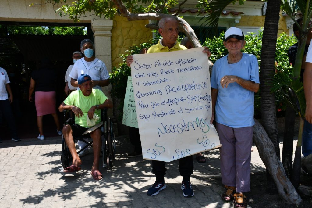 El Distrito debe solucionar de caracter urgente la situacion relacionada con el Hogar San Camilo Monsenor Pablo Emiro Salas 5