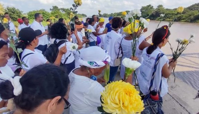 En Bolivar Victimas de desapariciones forzadas honran la memoria de sus seres queridos en el Canal del Dique 2