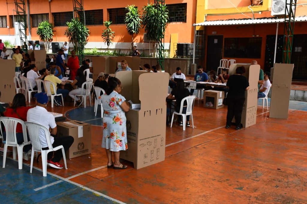 Elecciones inician con irregularidades en la institución educativa Normal Superior del Distrito 3 WhatsApp Image 2023 10 29 at 09.43.12 1