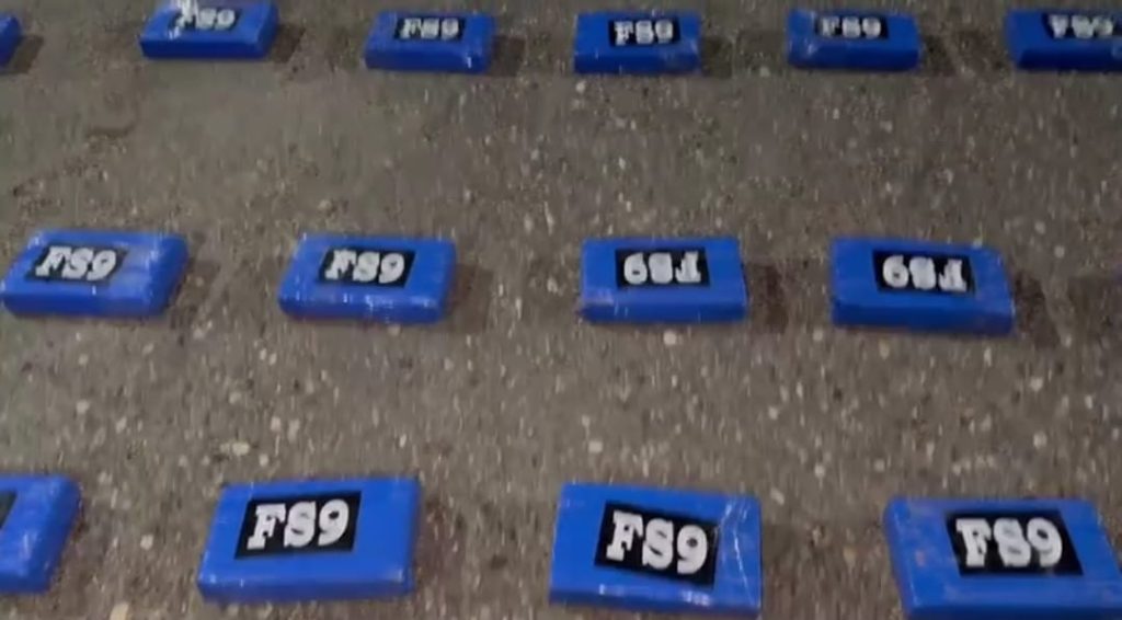 f89acdc2 1050 4772 ae69 947c41a1b560