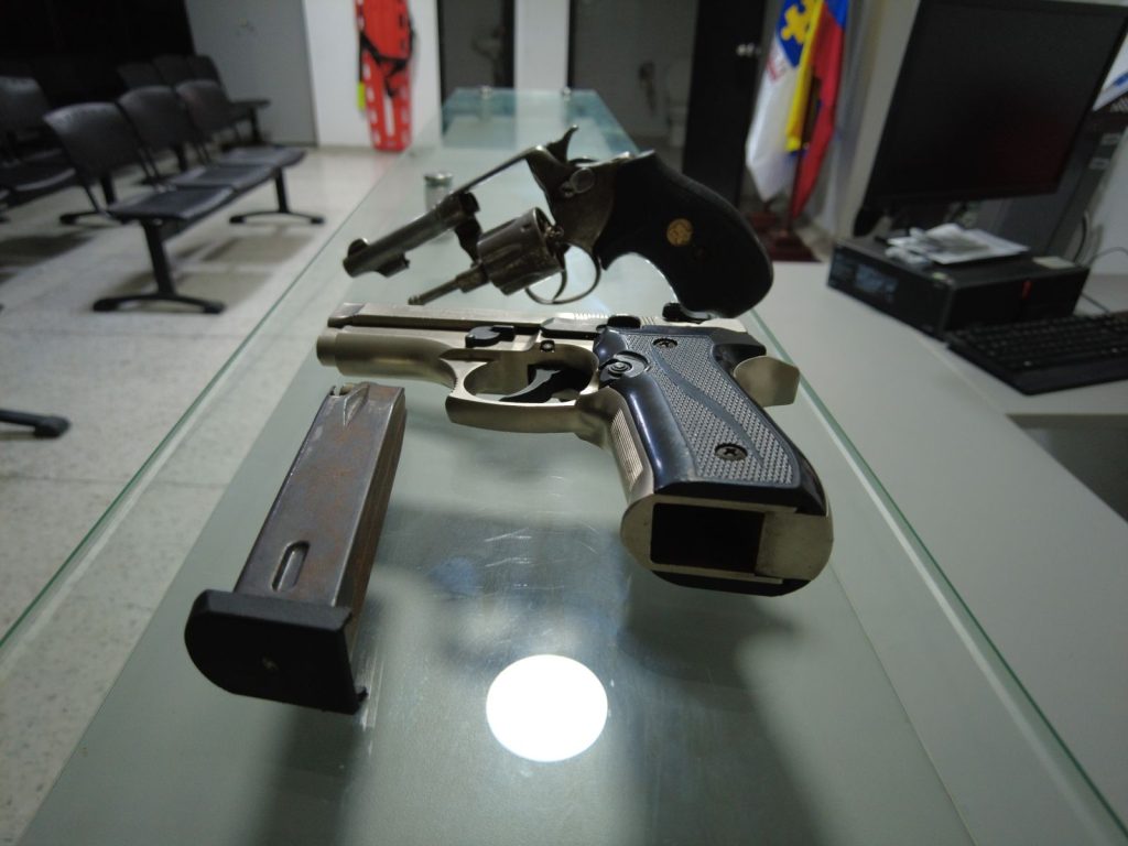 Con oficiales encubiertos de la Policía capturan a cuatro criminales, dedicados al hurto a puntos de pago y recaudo de dineros en la ciudad de Santa Marta 2 1765dc7c 1533 4659 aaa1 ffee8215acf5