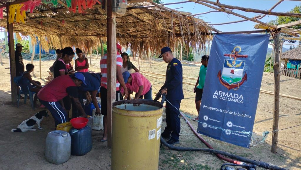 Armada de Colombia entregó 220 mil litros de agua potable a comunidades afectadas por sequía 5 694280e0 31b3 4b98 99fd 0245319eae2d