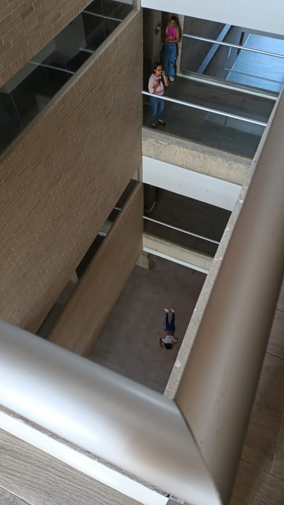 Identificado joven estudiante de la CUL que murió tras caer de la edificación universitaria 3 d515eb9d 6bdb 4932 8b78 944799d34f5c