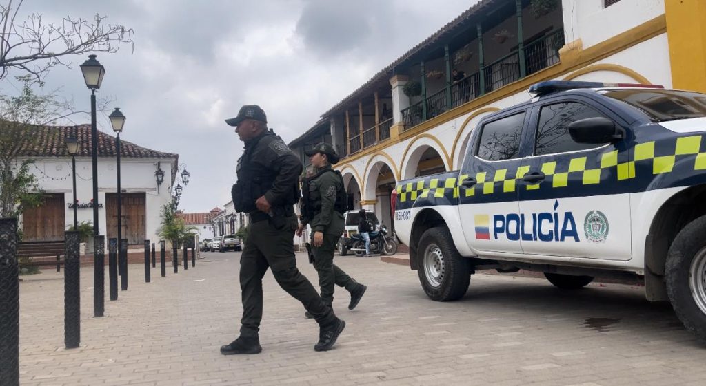 Grupo Gaula de la Policía Bolívar adelanta jornada de prevención en Mompox ante la llegada de la Semana Santa 1 5c528f49 b073 4d74 978f cd9584649170
