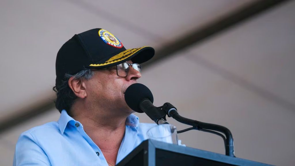 Petro habla de una Asamblea Constituyente