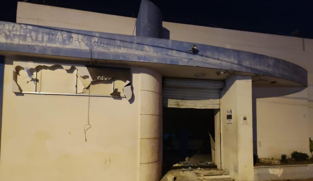 Enérgico rechazo a vandalismo contra sede de Air-e en Soledad 1 WhatsApp Image 2024 03 04 at 22.10.56