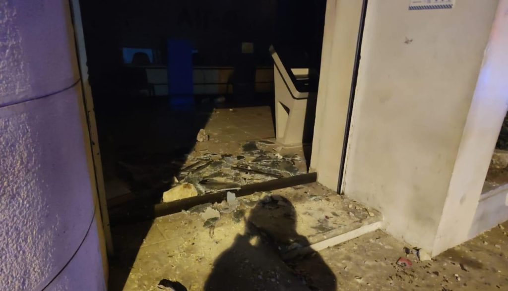Enérgico rechazo a vandalismo contra sede de Air-e en Soledad 2 WhatsApp Image 2024 03 04 at 22.11.19 1