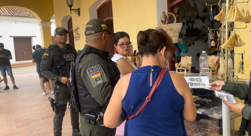 Grupo Gaula de la Policía Bolívar adelanta jornada de prevención en Mompox ante la llegada de la Semana Santa 7 fefa61c1 122a 44f7 803e 7903bfb012a8