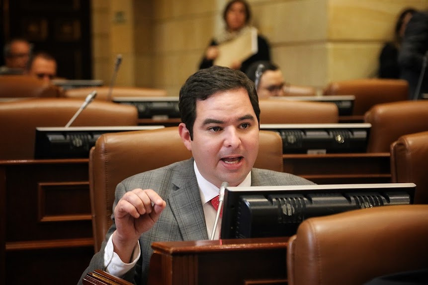 senador del Centro Democratico Carlos Meisel