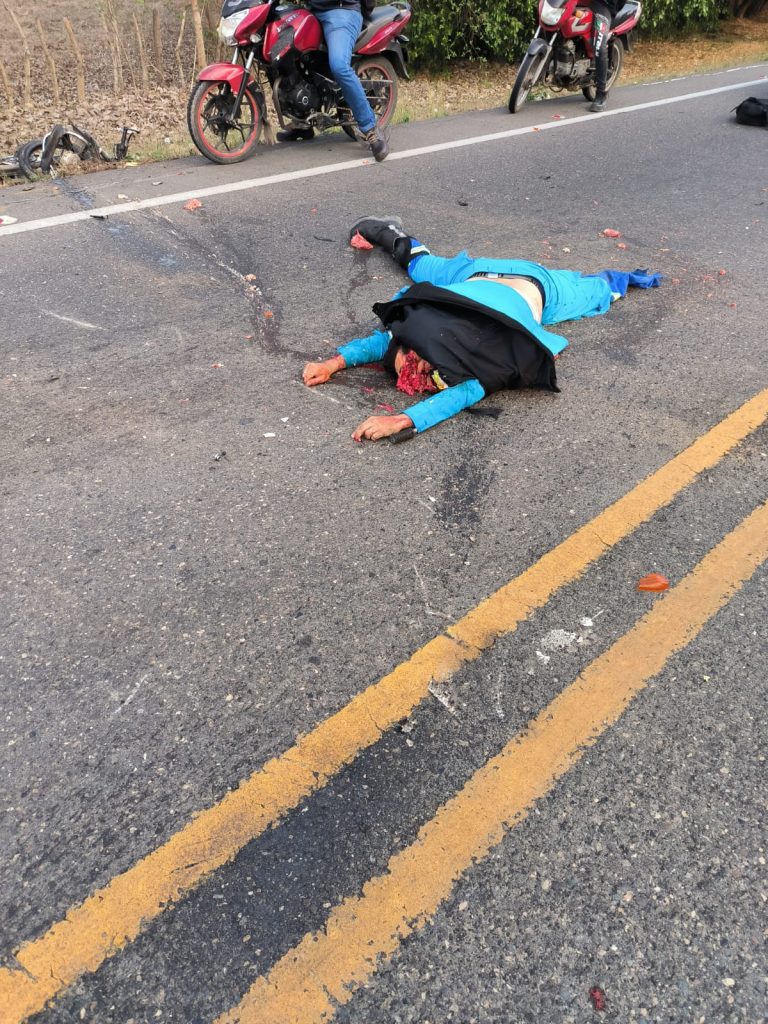 Motociclista fallece en accidente en La Cordialidad, Baranoa 2 0b74cd69 96cc 43d7 81de 17d3bfc3d576 768x1024 1