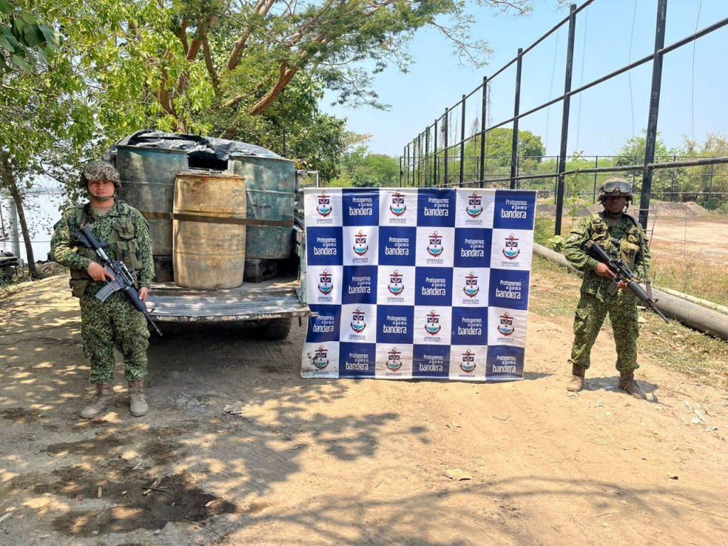 Armada de Colombia incautó insumos utilizados en el procesamiento de sustancias ilícitas 2 1c9f6a72 09c2 447f 90e7 b3b7018d10cc