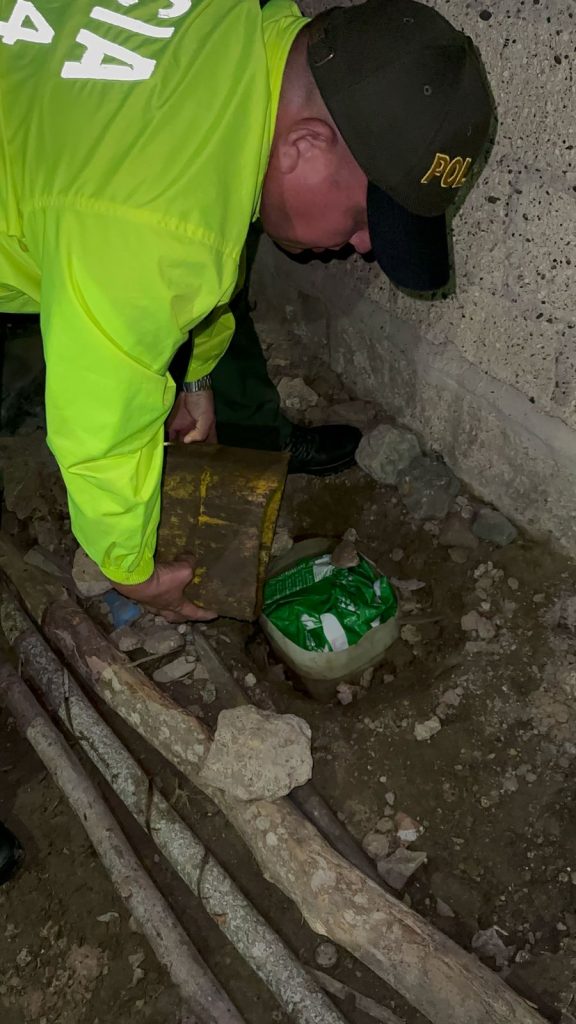 Capturados dos hermanos que utilizaban su propia casa como centro de acopio para la preparación y venta indiscriminada de drogas 4 37fcbaf0 bc5d 4cac 8d63 a9676ea0f3ef