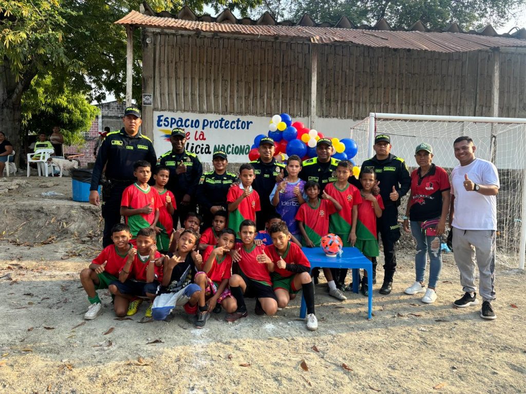 Vecinos del barrio Minuto de Dios en Magangué golearon a la delincuencia en una tarde de fútbol, colores y limpieza 2 681360a7 2fa5 4a33 8c15 a869df4219f9