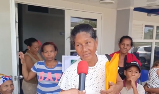 A petición de la comunidad, usuarios del Hospital de Manatí, exigen permanencia de la "enfermera del pueblo" 1 Barrio Ciudad Modesto 0 364x205 1